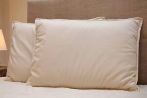 Vilnos užpildo pagalvė su drobe