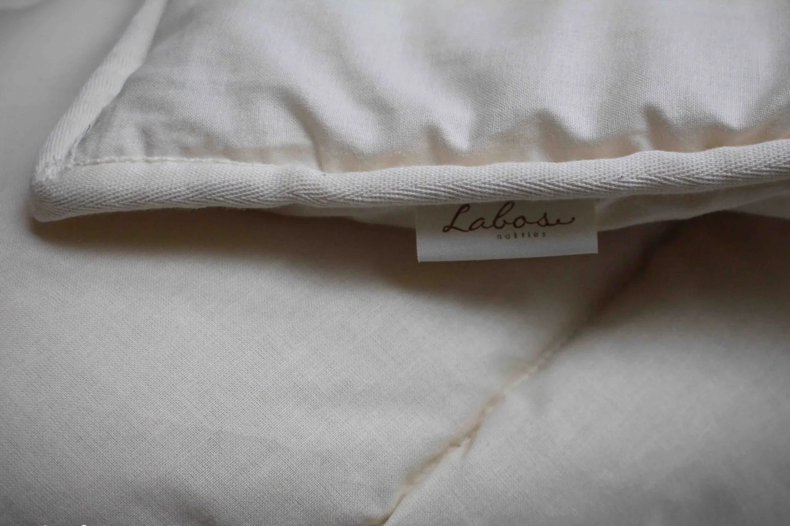 Vilnos užpildo antklodė su drobe - Image 3